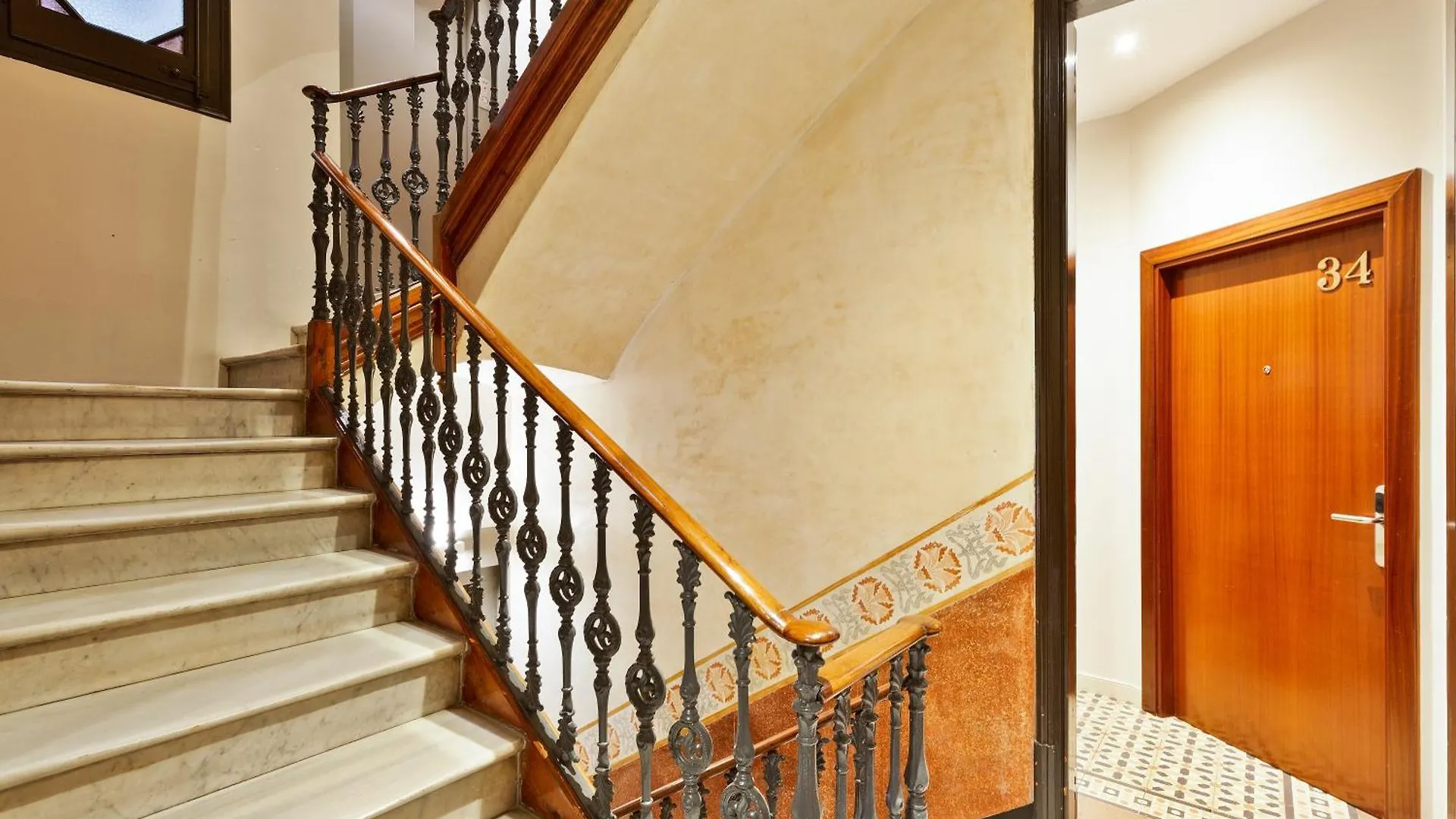 Bailen Apartments By Central Barcelona
