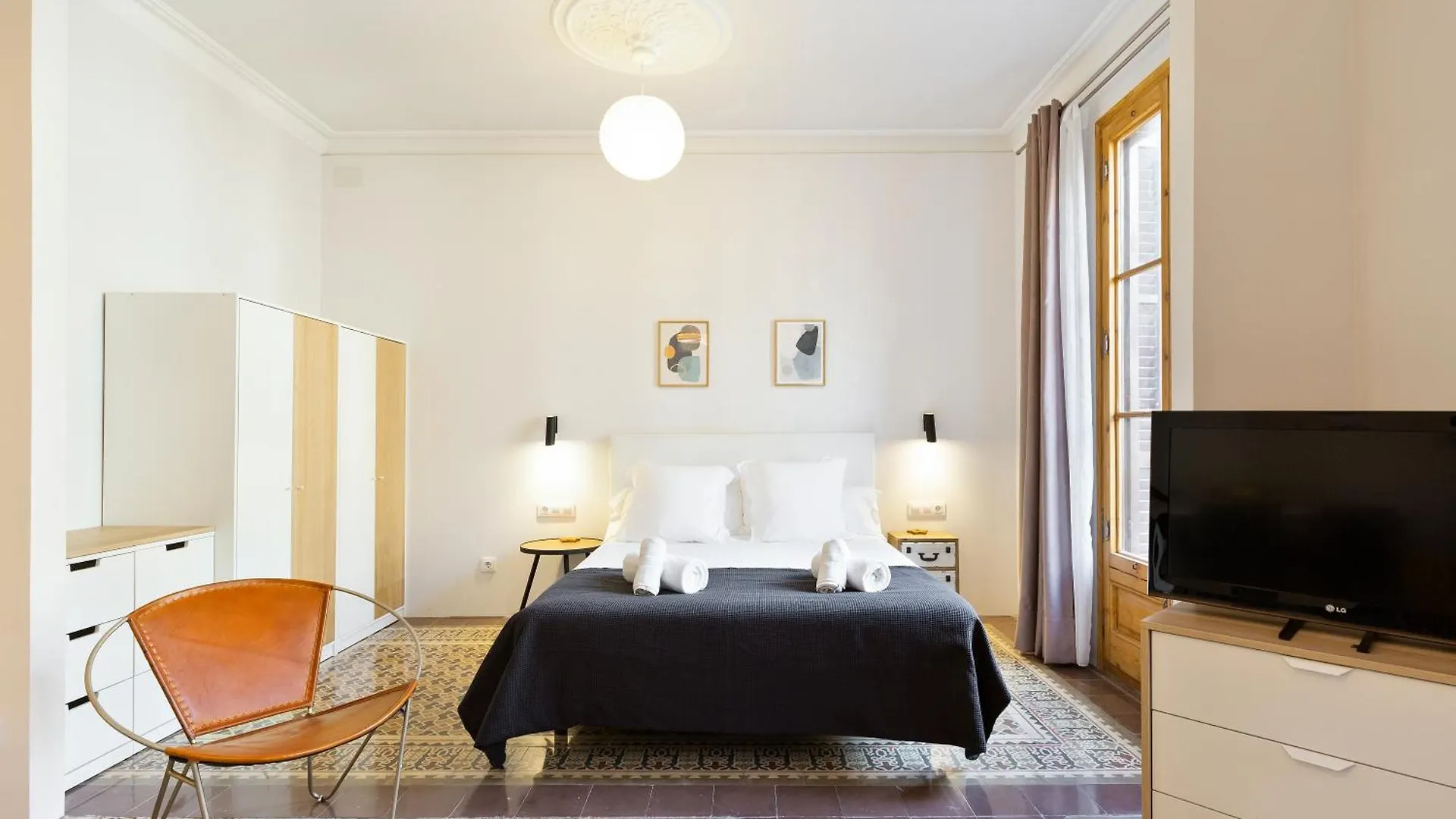 Bailen Apartments By Central Barcelona