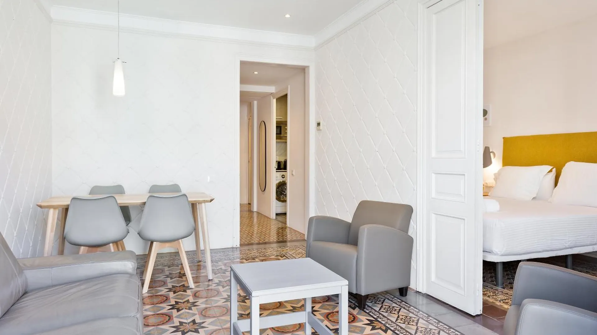 Bailen Apartments By Central Barcelona