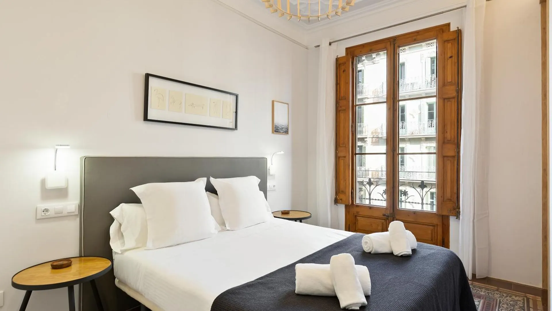 Bailen Apartments By Central Barcelona Spain