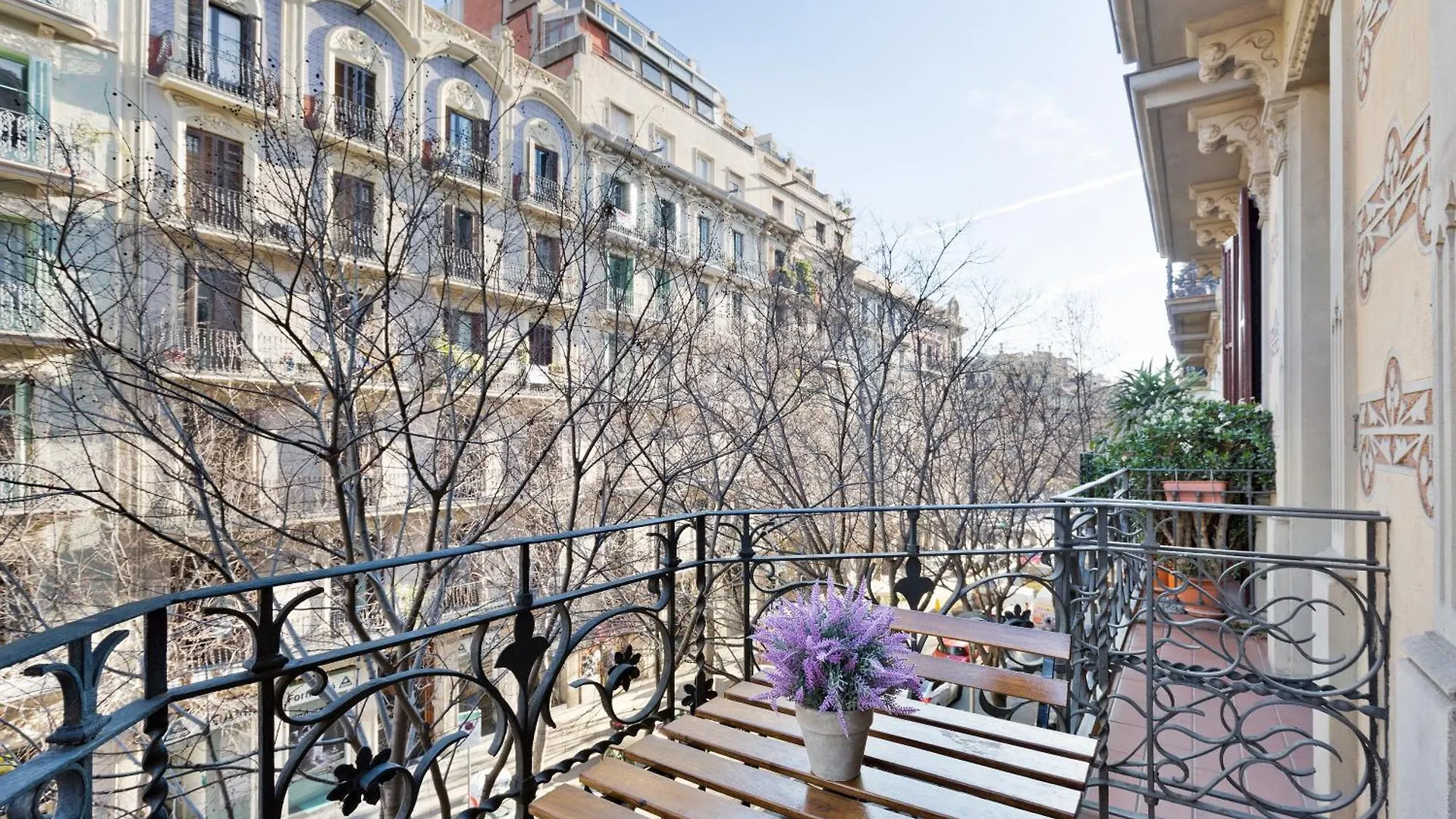 Bailen Apartments By Central Barcelona