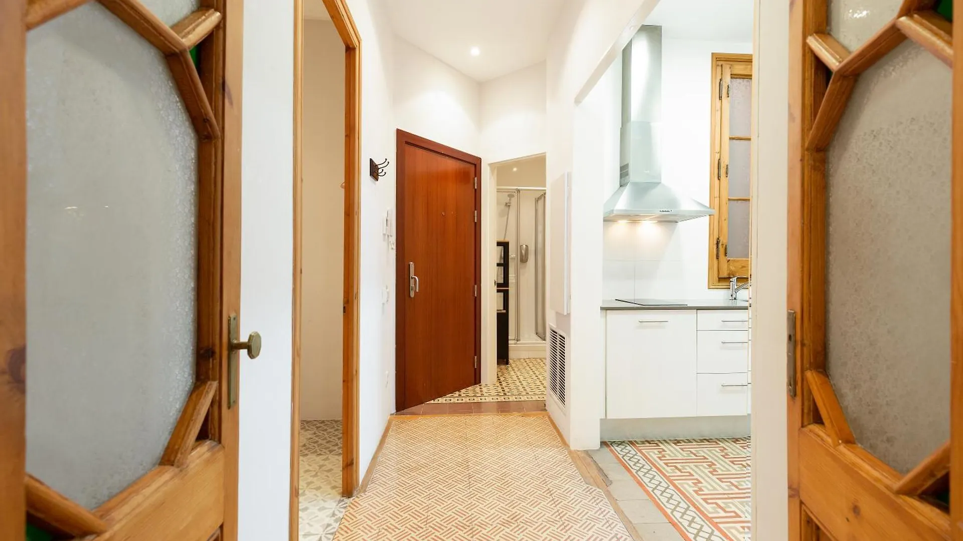 Bailen Apartments By Central Barcelona
