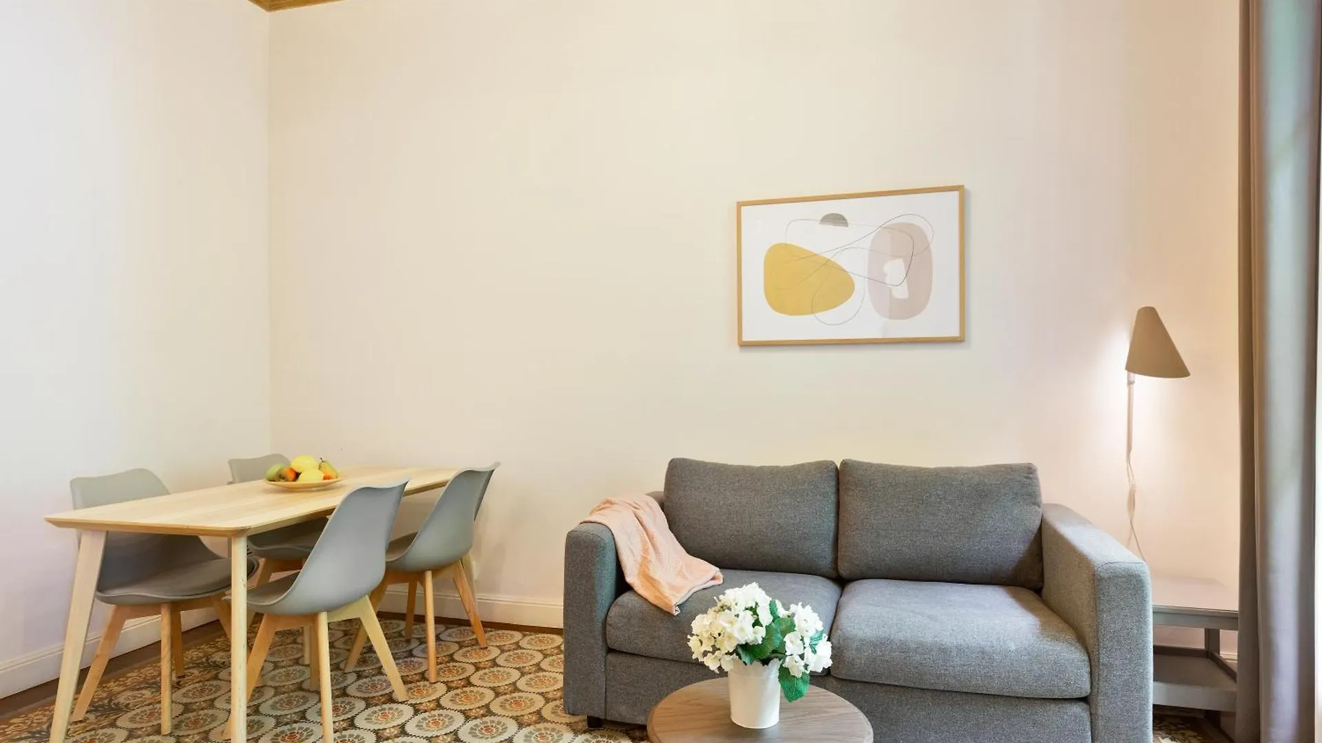 Bailen Apartments By Central Barcelona Spain