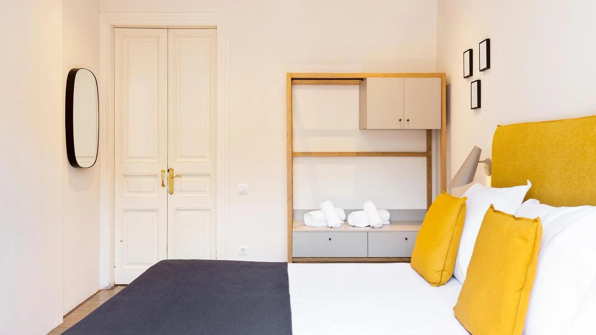 Bailen Apartments By Central Barcelona