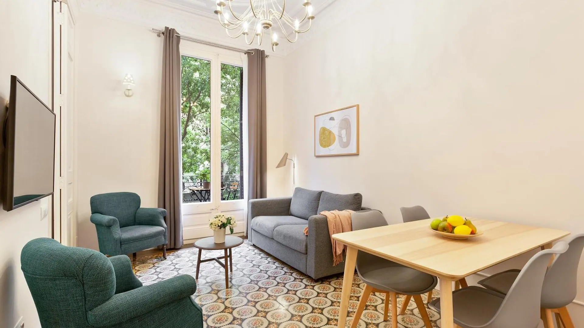 Bailen Apartments By Central Barcelona Spain