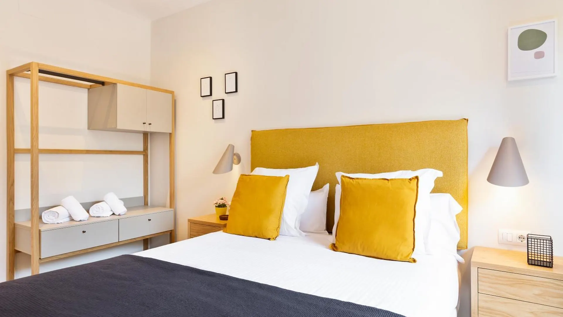 Bailen Apartments By Central Barcelona Spain