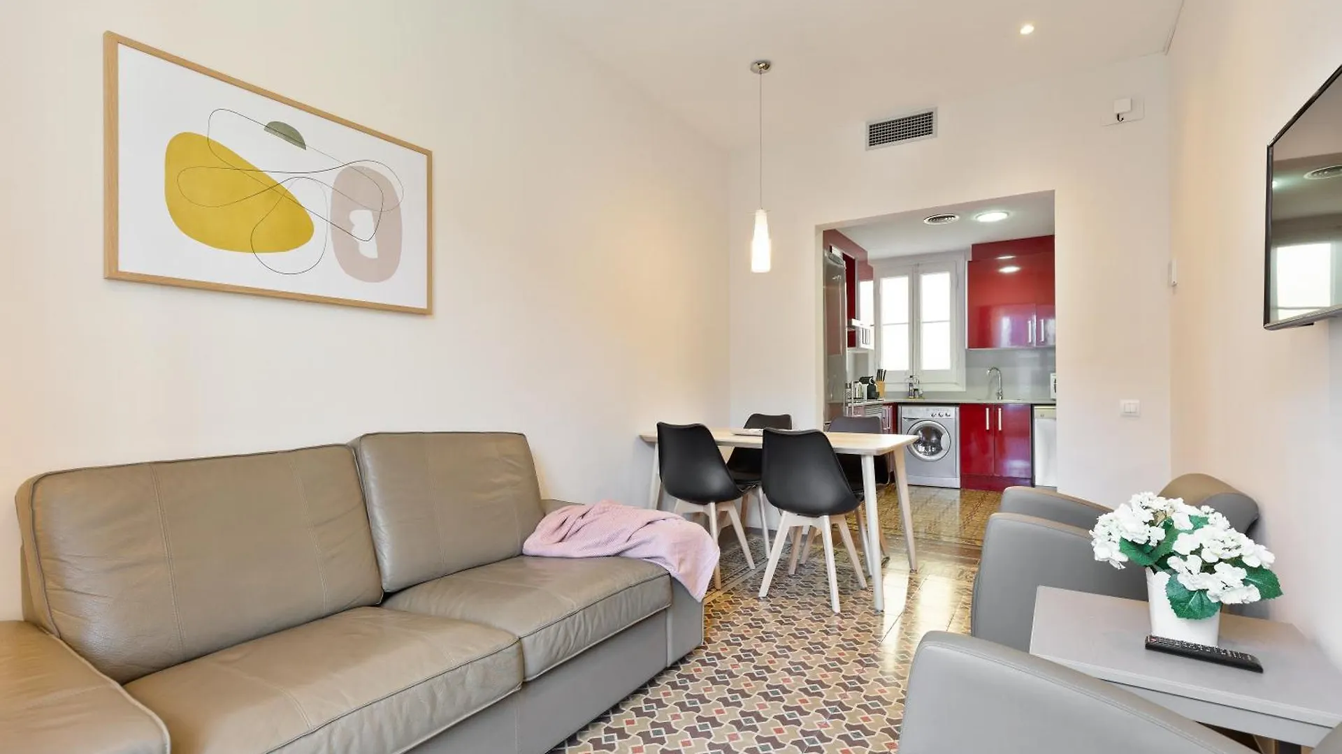 Bailen Apartments By Central Barcelona