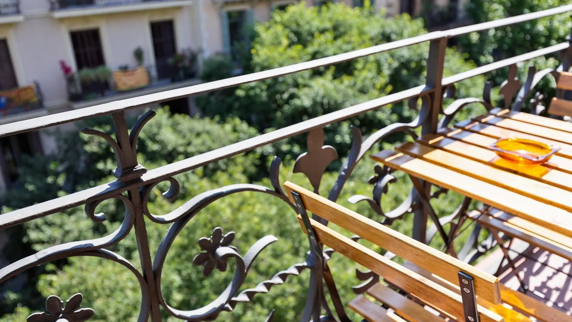 Bailen Apartments By Central Barcelona