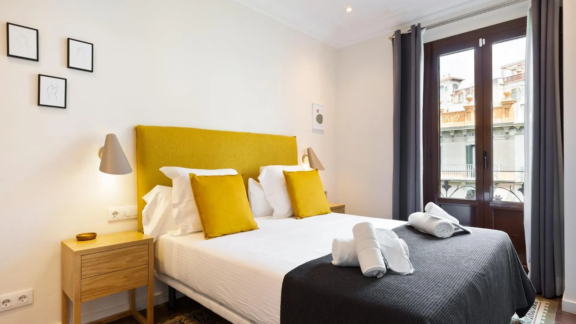 Bailen Apartments By Central Barcelona