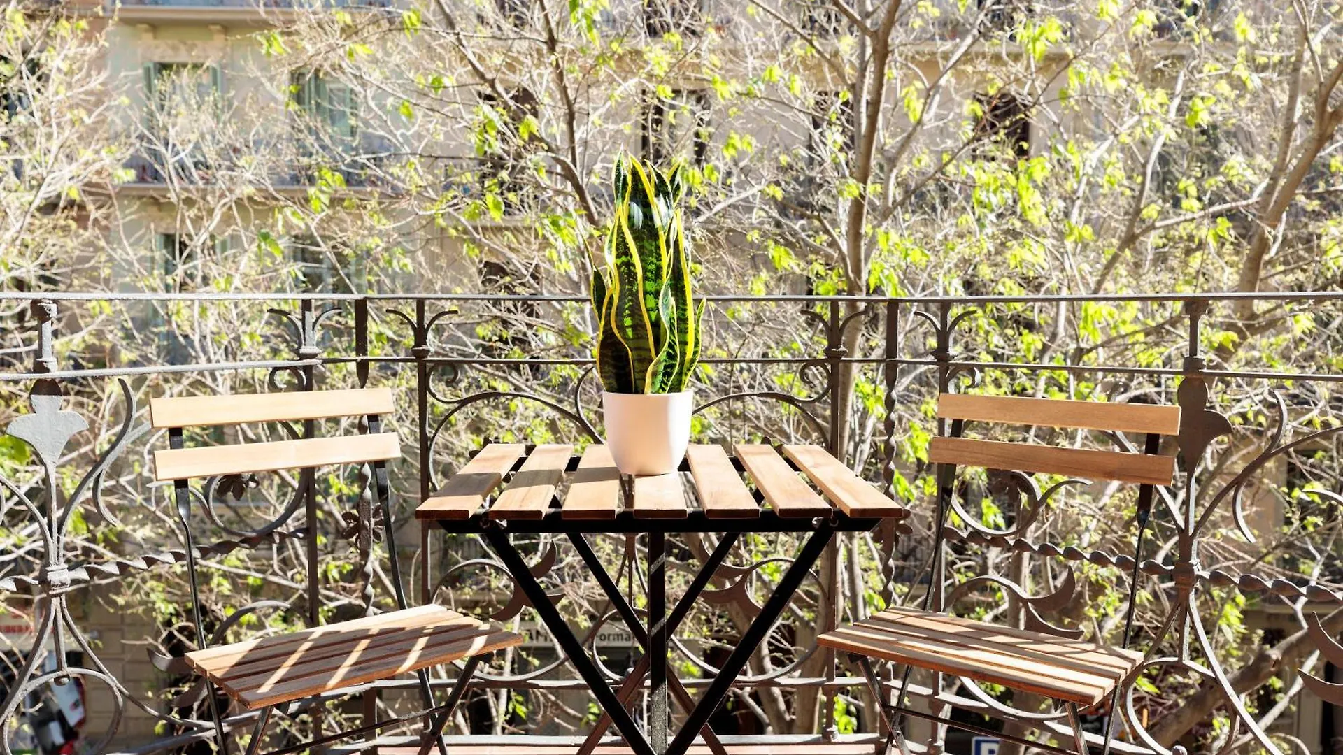 Bailen Apartments By Central Barcelona